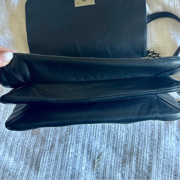 🦄 Rare 🦄 Chanel Boy Flap Bag - Picture 11 of 16